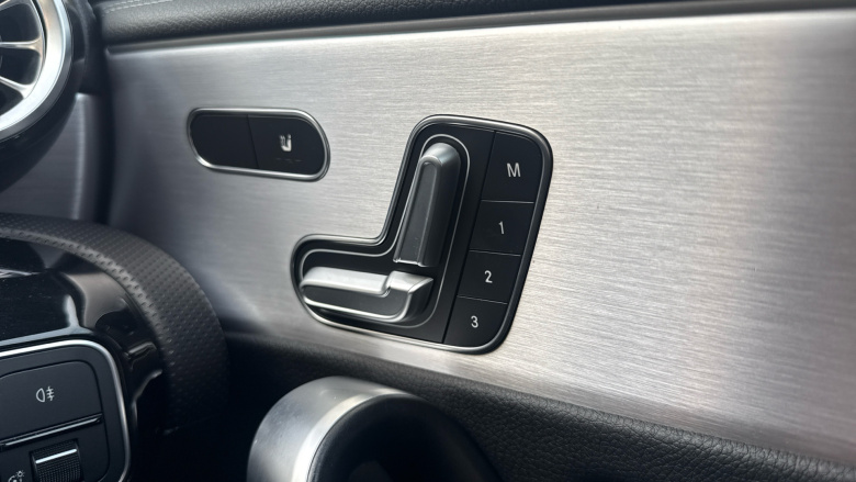 Mercedes-Benz CLA 220d AMG Line Premium Plus 4dr Tip Auto Diesel Saloon